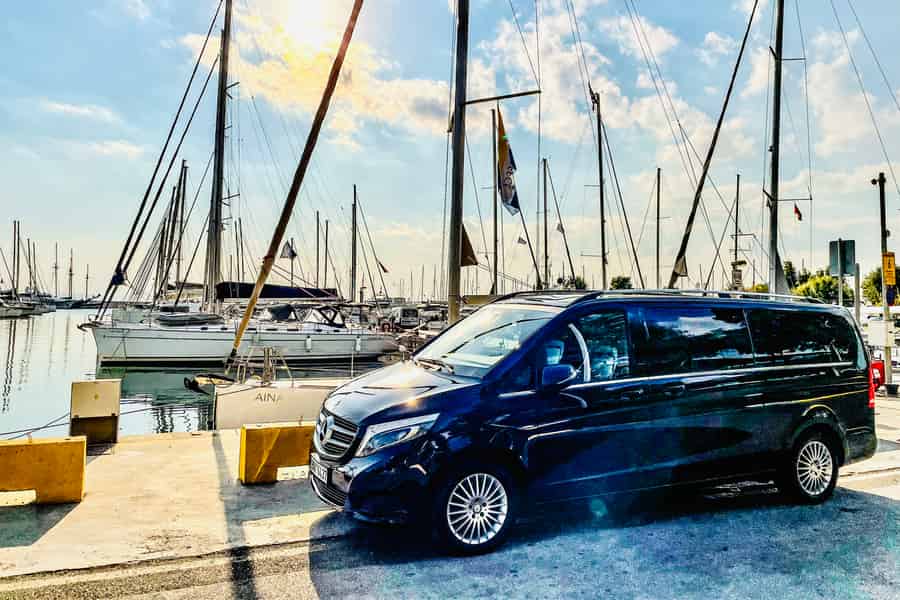 Athen: Privater Transfer zum/vom Flughafen Athen. Foto: GetYourGuide