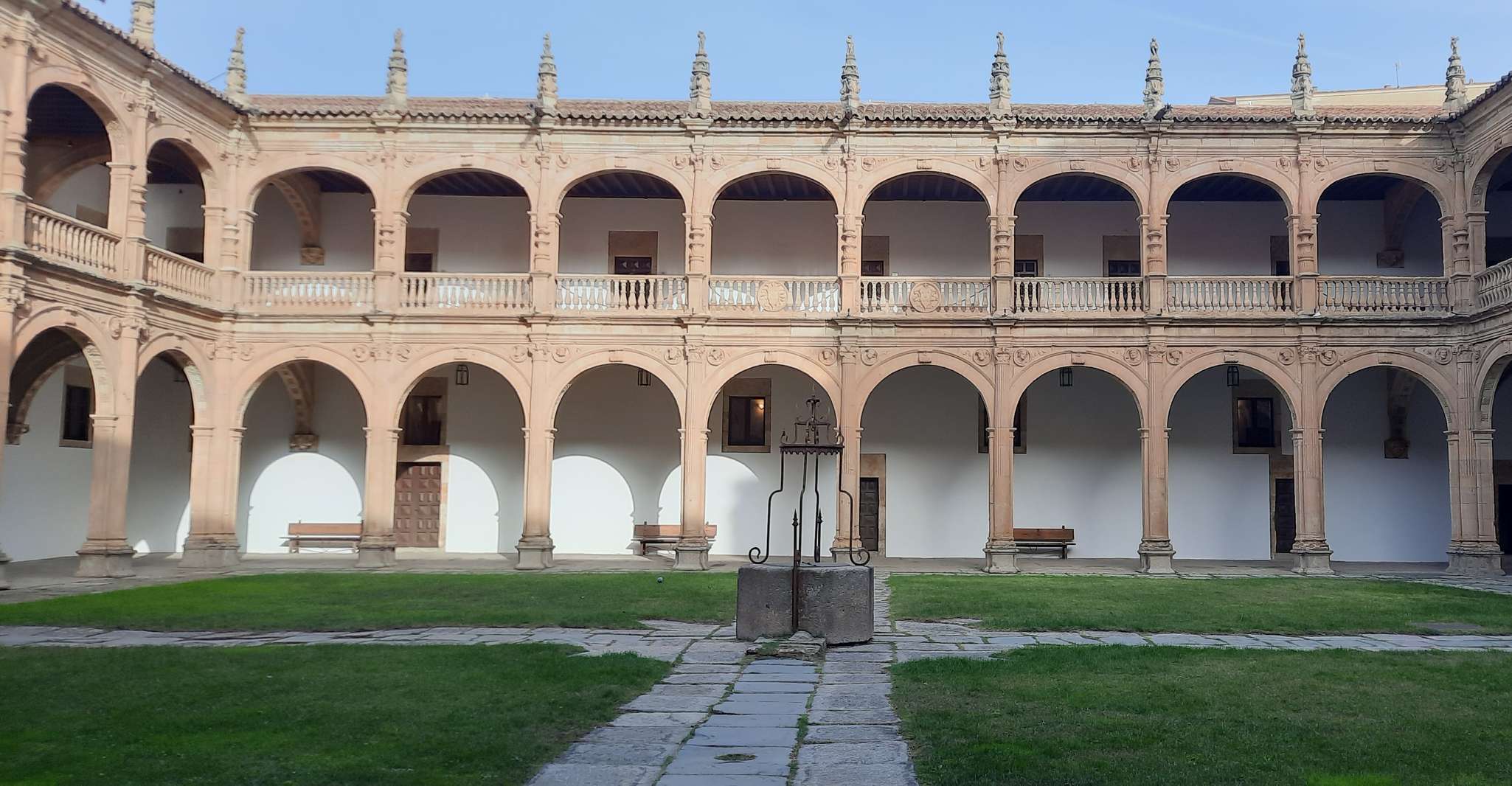 Salamanca, University and Colleges Walking Tour - Housity