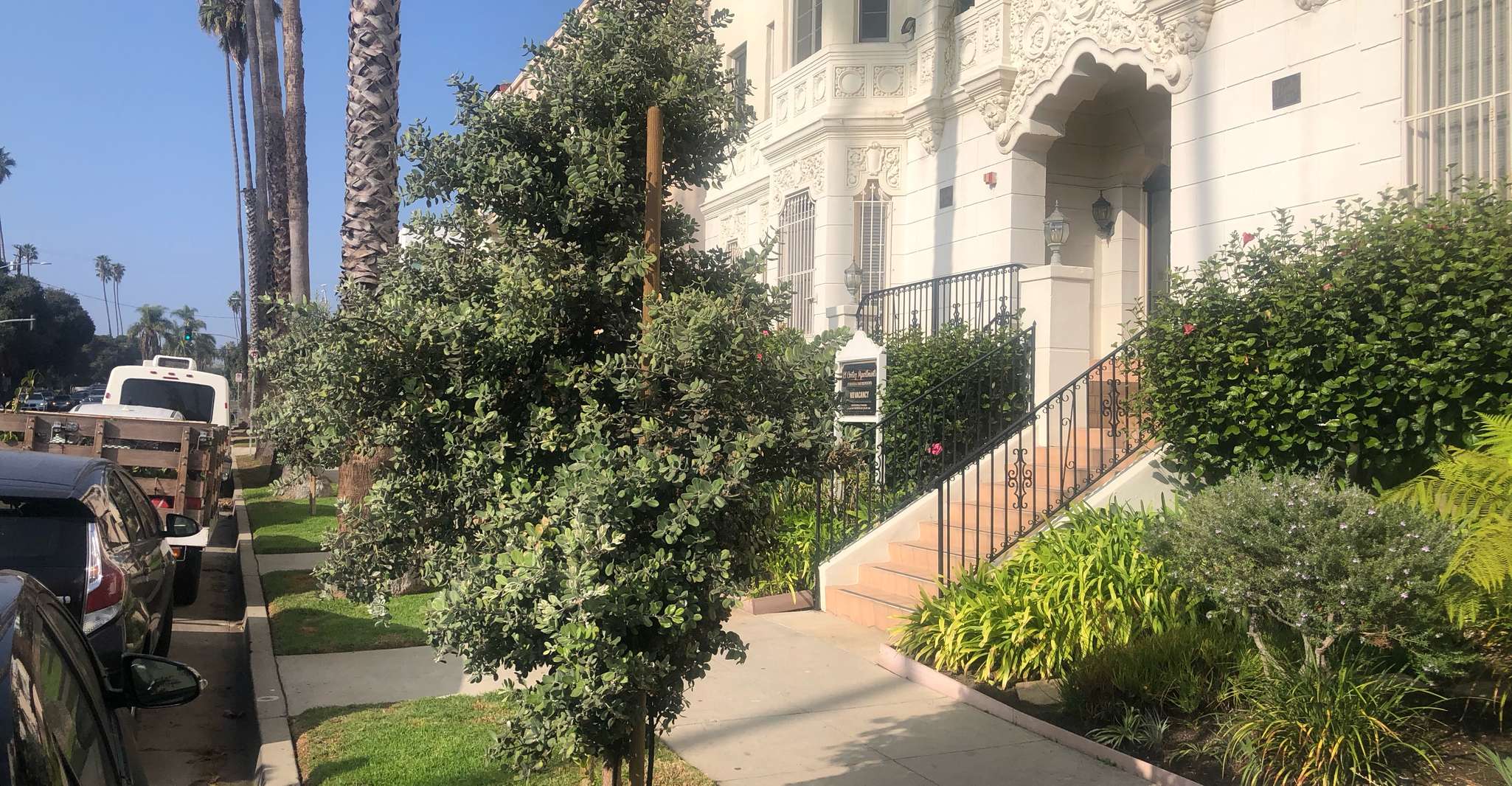 LA, West Side Guided Film Locations Tour - Hizvo