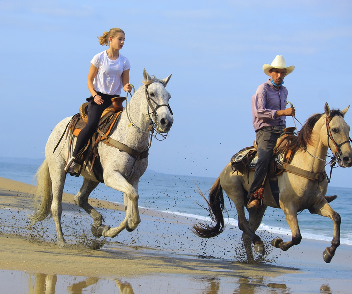 NEW!!Sayulita: Jungle & Beach Horseback Riding, with Tequila