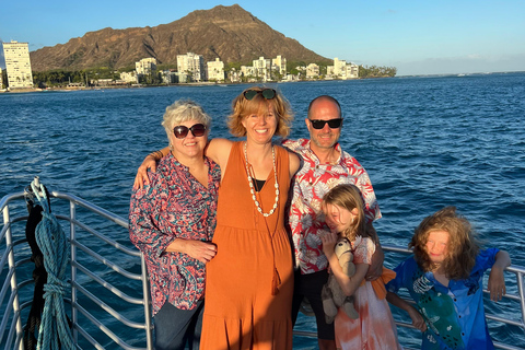 Honolulu : Croisière de luxe à Waikiki pour la plongée avec tuba et la découverte de la faune et de la flore