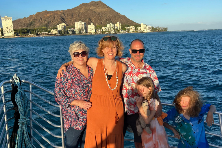 Honolulu : Croisière de luxe à Waikiki pour la plongée avec tuba et la découverte de la faune et de la flore