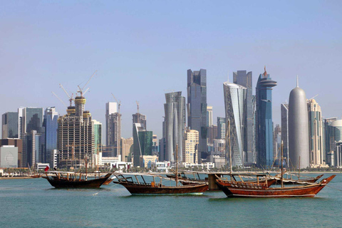 Doha: Stadsrondleiding en Dhow Cruise met privé transfer