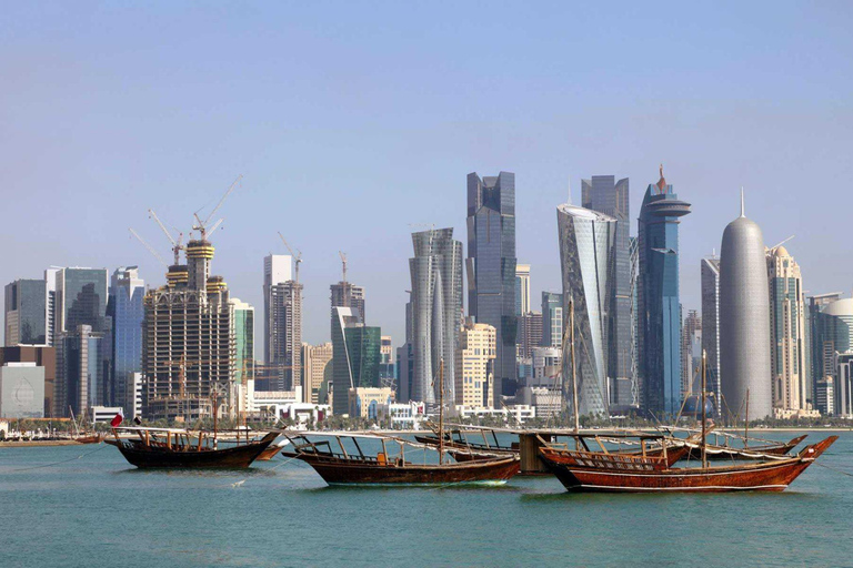 Doha: Stadsrondleiding en Dhow Cruise met privé transfer