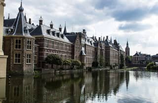 Von Amsterdam aus: Den Haag und Delft Sightseeing Tour