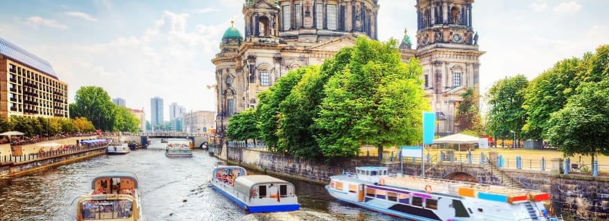 Depuis le port de Warnemünde : excursion privée à Berlin