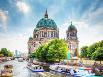 Vom Hafen Warnemünde: Privater Landausflug in Berlin