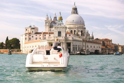 Venise : Croisière en bateau privé dans la lagune vénitienne avec boissons