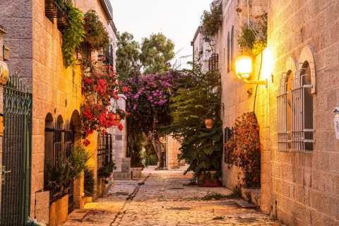 Vanuit Amman of Dode Zee: begeleide dagtour door JeruzalemVanuit Amman: Seven Roses Hotel