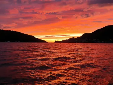 La Spezia: Porto Venere & Inseln Bootsfahrt bei Sonnenuntergang mit ...