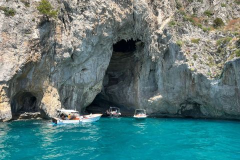 From Naples:Capri Day Trip by Boat with Light Lunch & Drinks