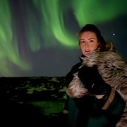 Reykjavik: Northern Lights Tour w/Pro Photos – Small Group