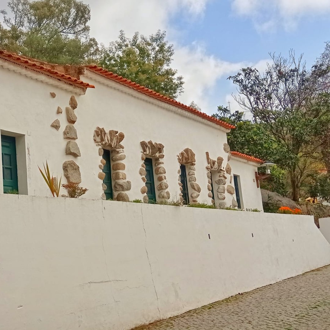 Colagem de mídia