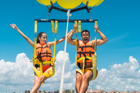 Riviera Maya: Parasailing Tour with Beach Club Access