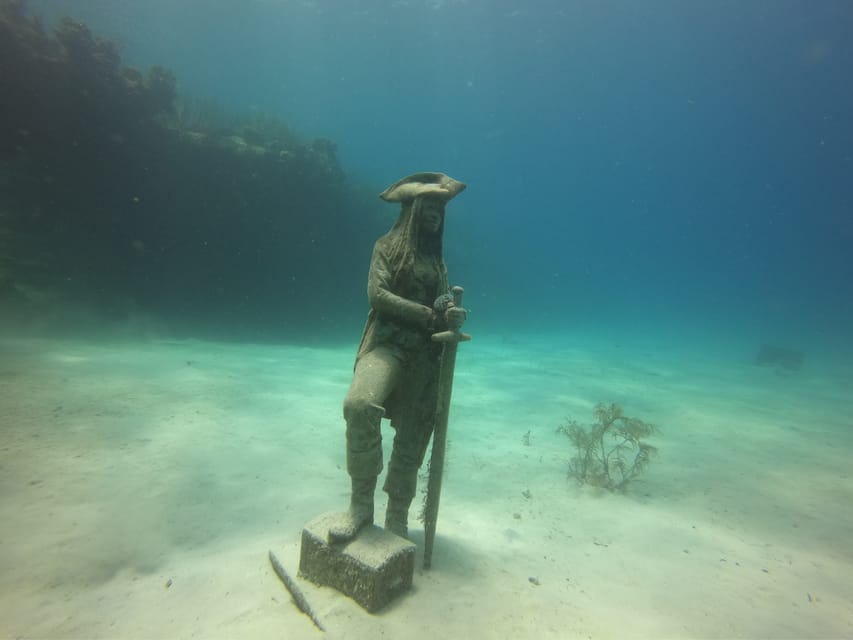 San Andrés, Viaje Guiado de Buceo con Traslado Hotelero - Hizvo