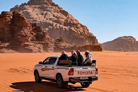 Wadi Rum: Private Luxury Cave Stay, Sunset Tour & Dinner