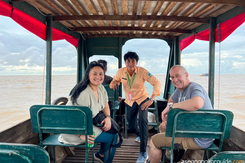 Siem Reap: Rejs łodzią Tonle Sap o zachodzie słońca z transferamiSiem Reap: Tonle Sap dołączył do Tour Sunset Cruise