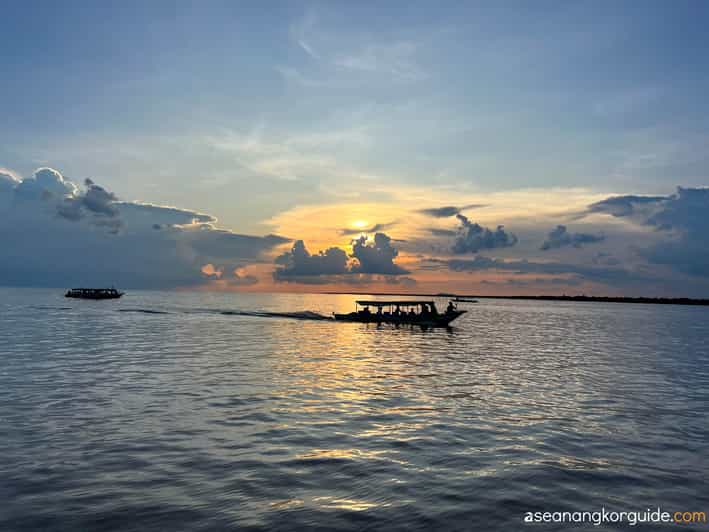 Siem Reap: Tonle Sap Sunset Boat Cruise with Transfers | GetYourGuide