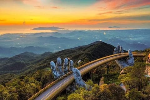 Da Nang - Ba Na Hills Tour - Golden Bridge - Cable Car Ride