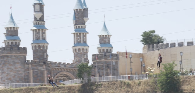 Istanbul: Zipline Extreme Tickets at Vialand Shopping Mall