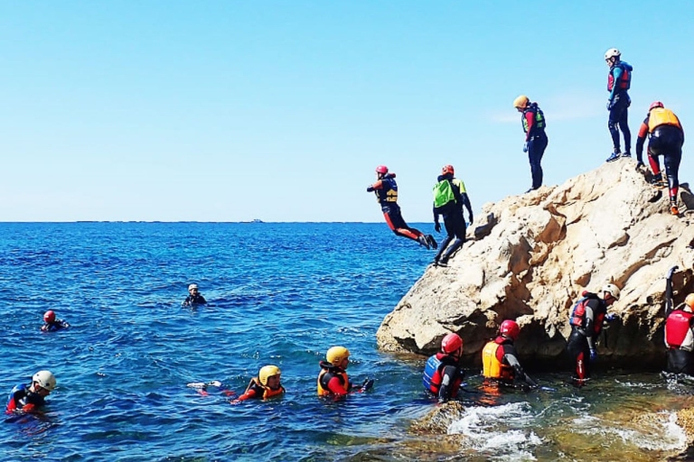 Alicante : Aventure Coasteering sur les Torres de la VillajoyosaAlicante : Aventure en coasteering sur la Playa de Torres