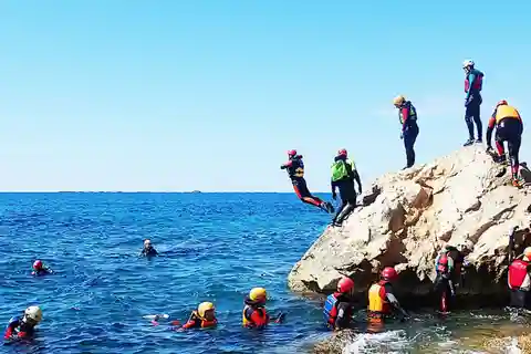 Alicante : Aventure Coasteering sur les Torres de la Villajoyosa