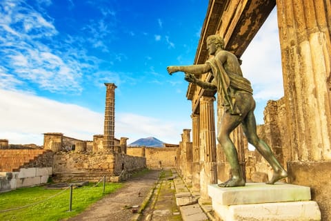 Sorrento: Boat Tour to Pompeii & Vesuvius with Lunch & Wine