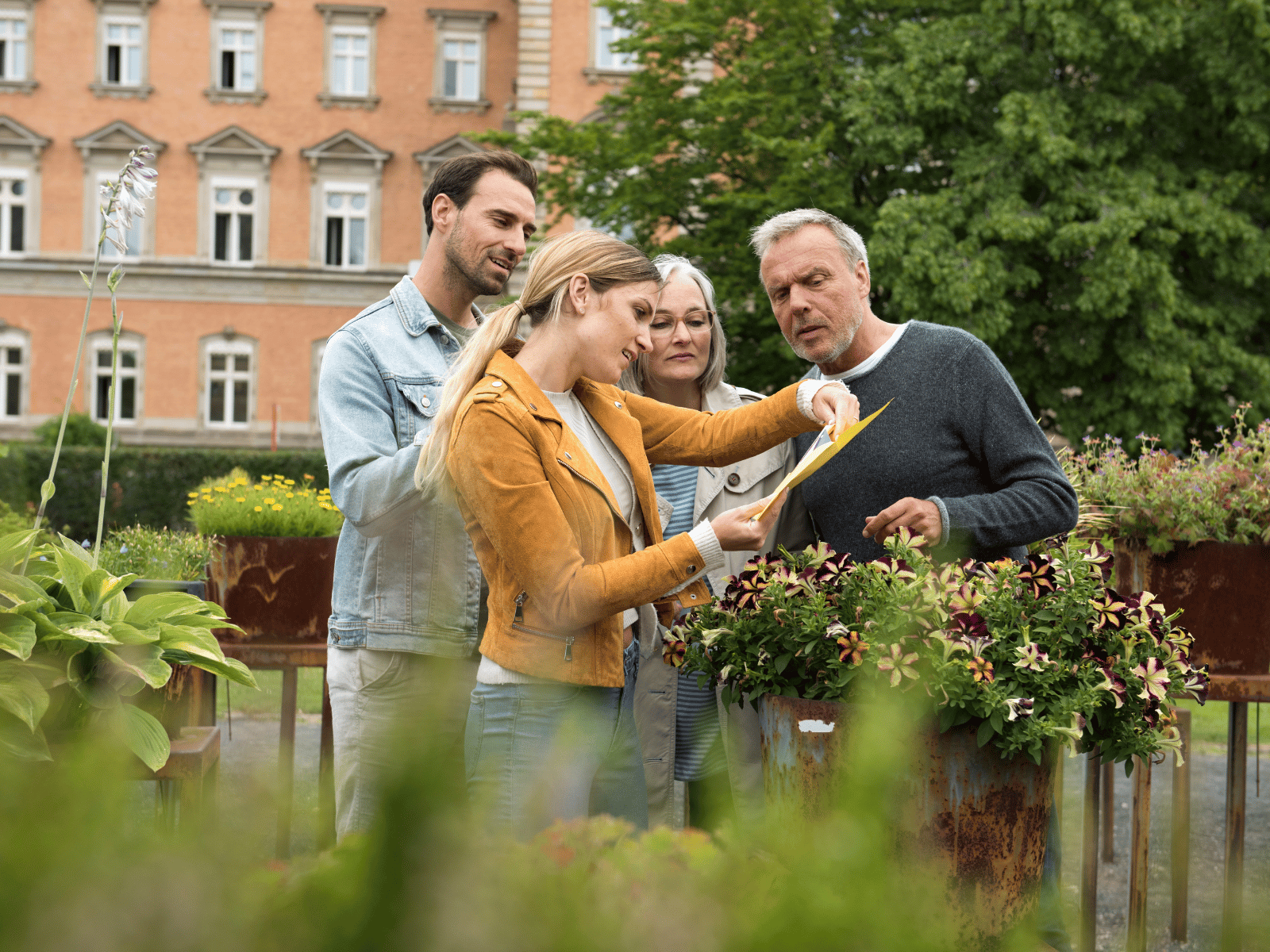 Wiesbaden Center: Krimi-Rätsel-Tour