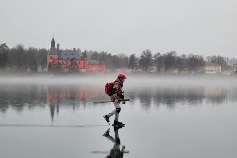 Stockholm: Family Friendly Private Ice Skating Tour &amp; Lunch