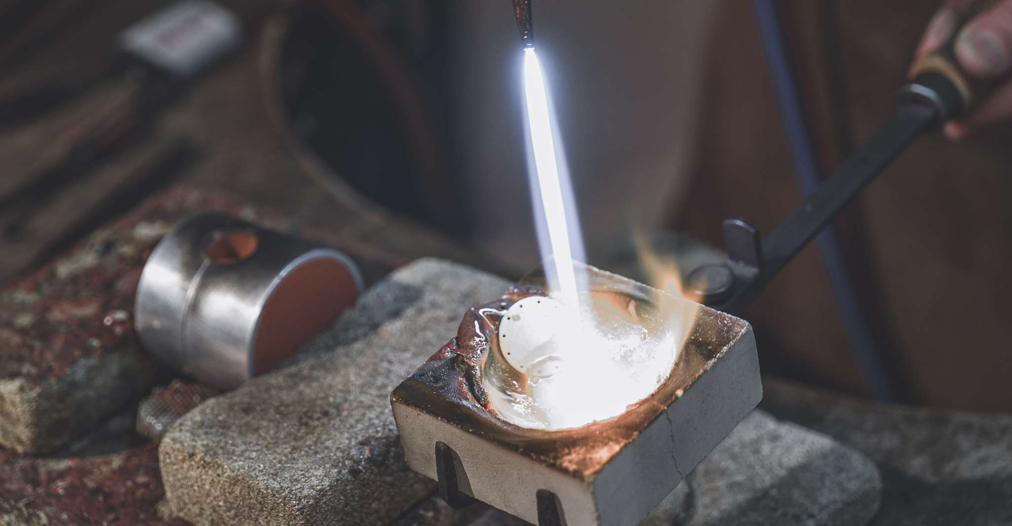 Tromsoe: Make your own silver ring in a goldsmith workshop photo 2