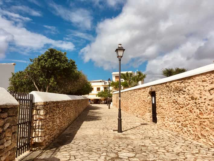 walking tour of ibiza town