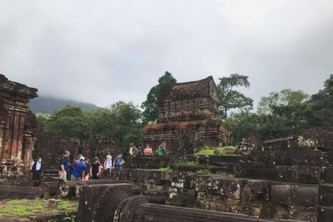 Från Hoi An: My Son Sanctuary dagsutflykt med transfer och lunch