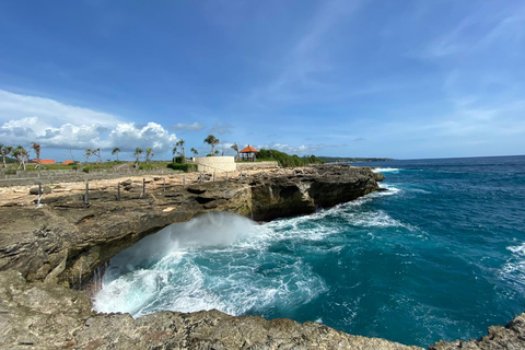 Van Bali: Lembongan Land Tour met Devil's Tears op BuggyOphalen en afzetten bij geselecteerde Bali-locaties