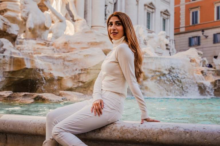 Rome: Photoshoot with the Trevi Fountain VIP Photoshoot (60-80 photos)