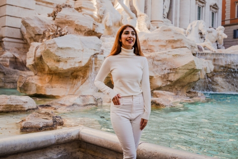 Rome: Photoshoot with the Trevi Fountain Premium Photoshoot (30-40 photos)