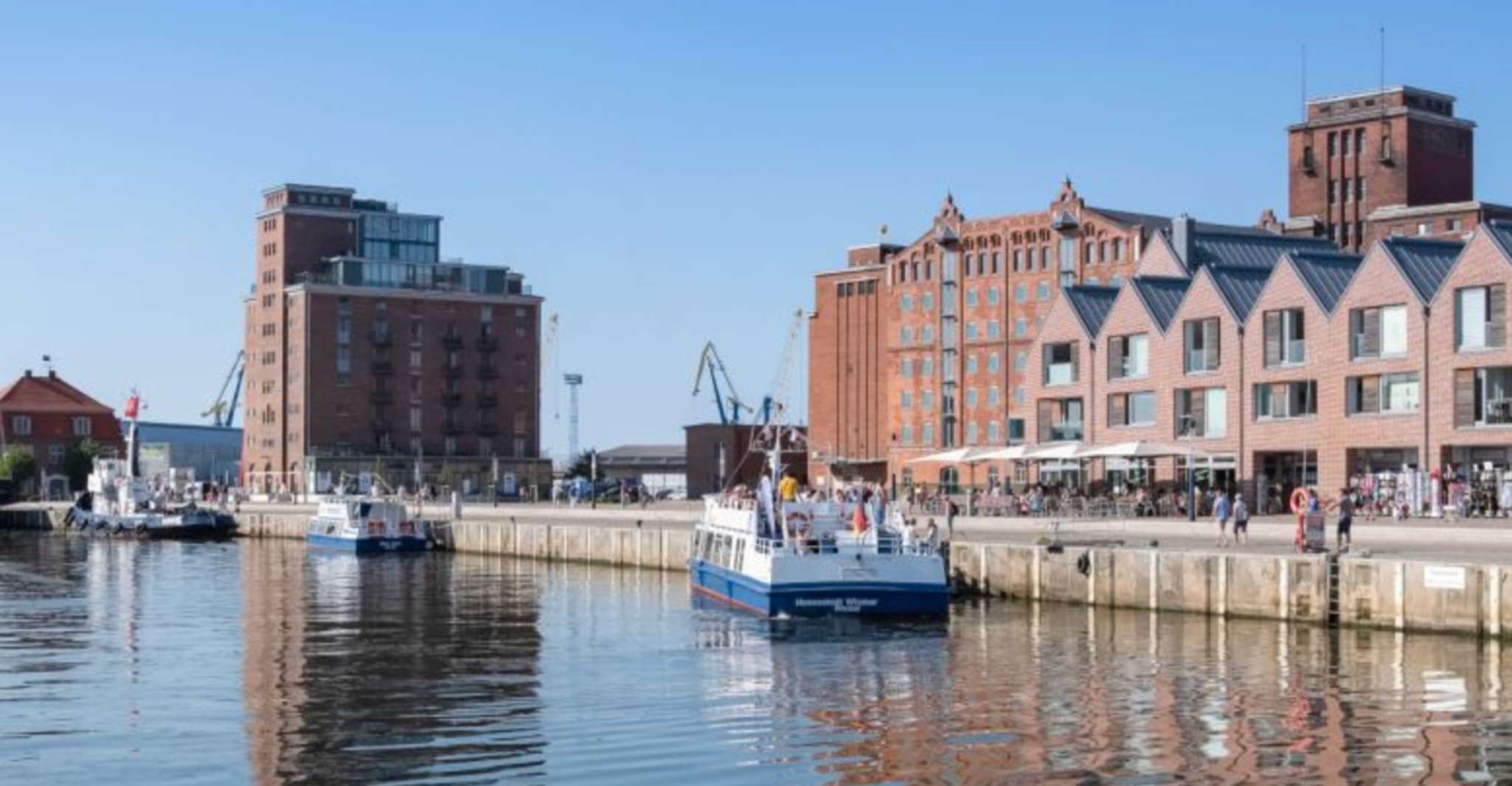 Wismar, croisière dans le port - Hizvo
