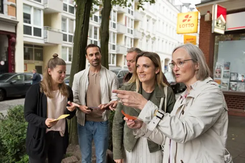 Monaco di Baviera Maxvorstadt: gioco di mistero del crimine all'aperto