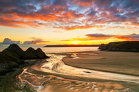 South Wales, Exploration Box with Maps, Itinerary, & Tips - Housity