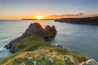 South Wales, Exploration Box with Maps, Itinerary, & Tips - Housity