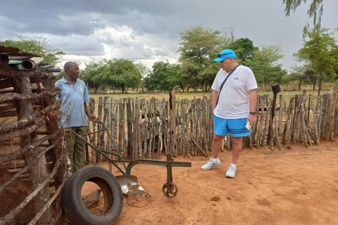 Victoria Falls: Village Life Experience