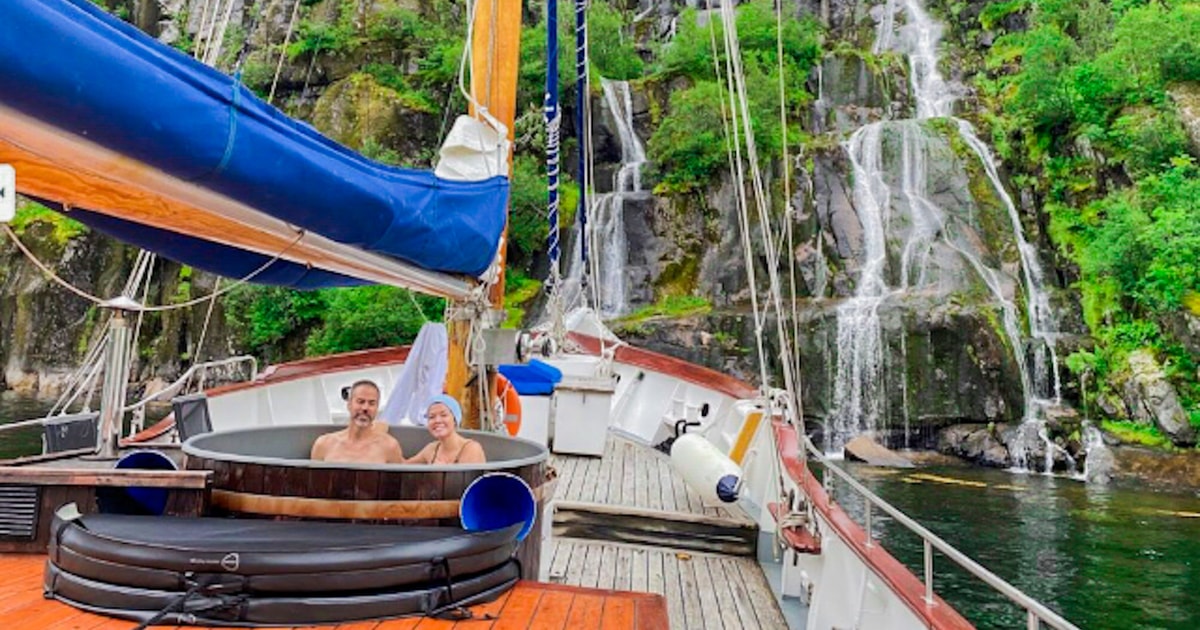 svolvaer-lyxkryssning-i-trollfjorden-med-rensoppa-getyourguide