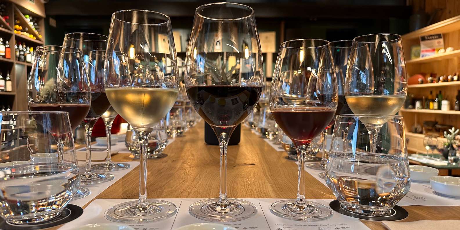 Porto: Douro Valley Tour with Wine Tasting, Cruise and Lunch