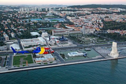 Lisbon: Helicopter Discovery Tour – Lisbon from Above