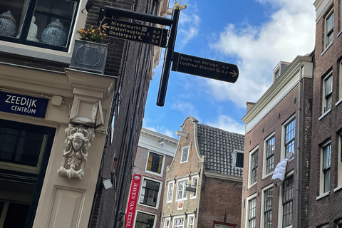 Amsterdam: Guided Off-The-Beaten-Track Walking Tour