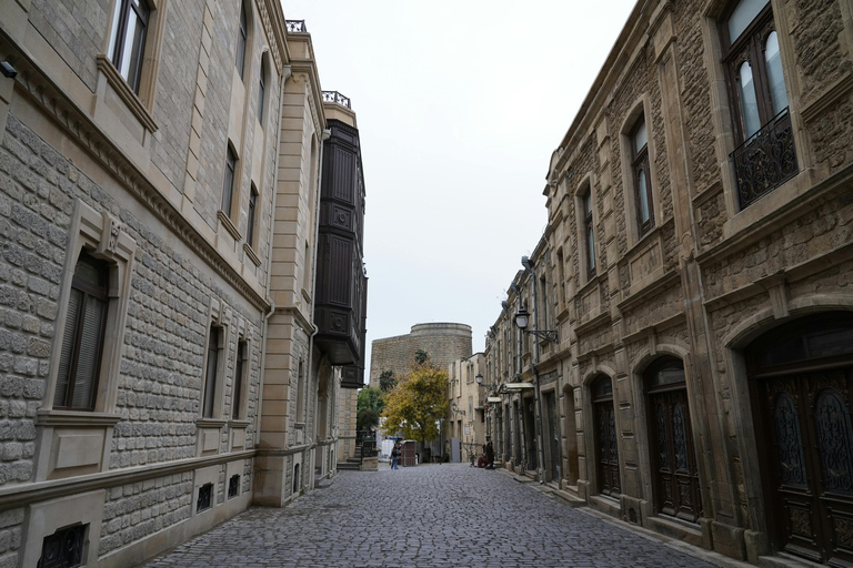 Baku: Guided Wine Tasting & Old City Tour Guided Old City Tour
