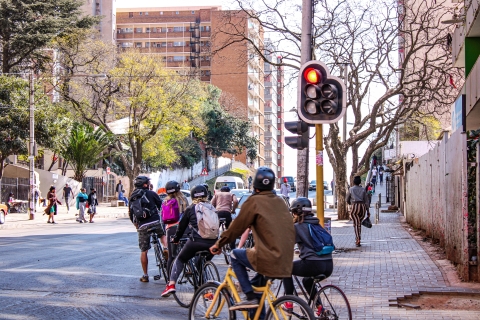 Johannesburgo: tour guiado en bicicleta por Hillbrow, Berea y Yeoville