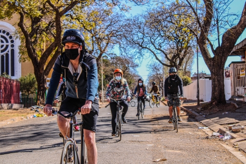 Johannesburgo: tour guiado en bicicleta por Hillbrow, Berea y Yeoville