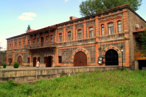 From Yerevan: Highlights of Gyumri Private Guided Day Tour