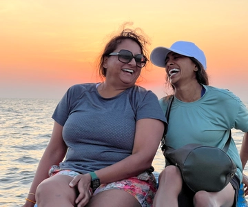 Siem Reap: Tonle Sap Sunset Boat Cruise with Transfers