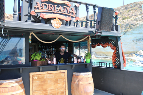 Lampedusa: Pirate Ship Boat Tour with Lunch and Music